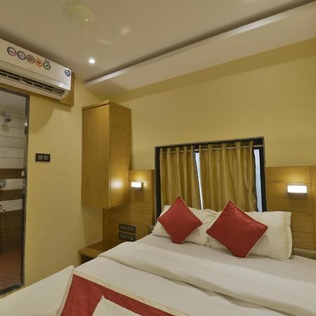 Hotel Residency Park Mumbai Bagian luar foto