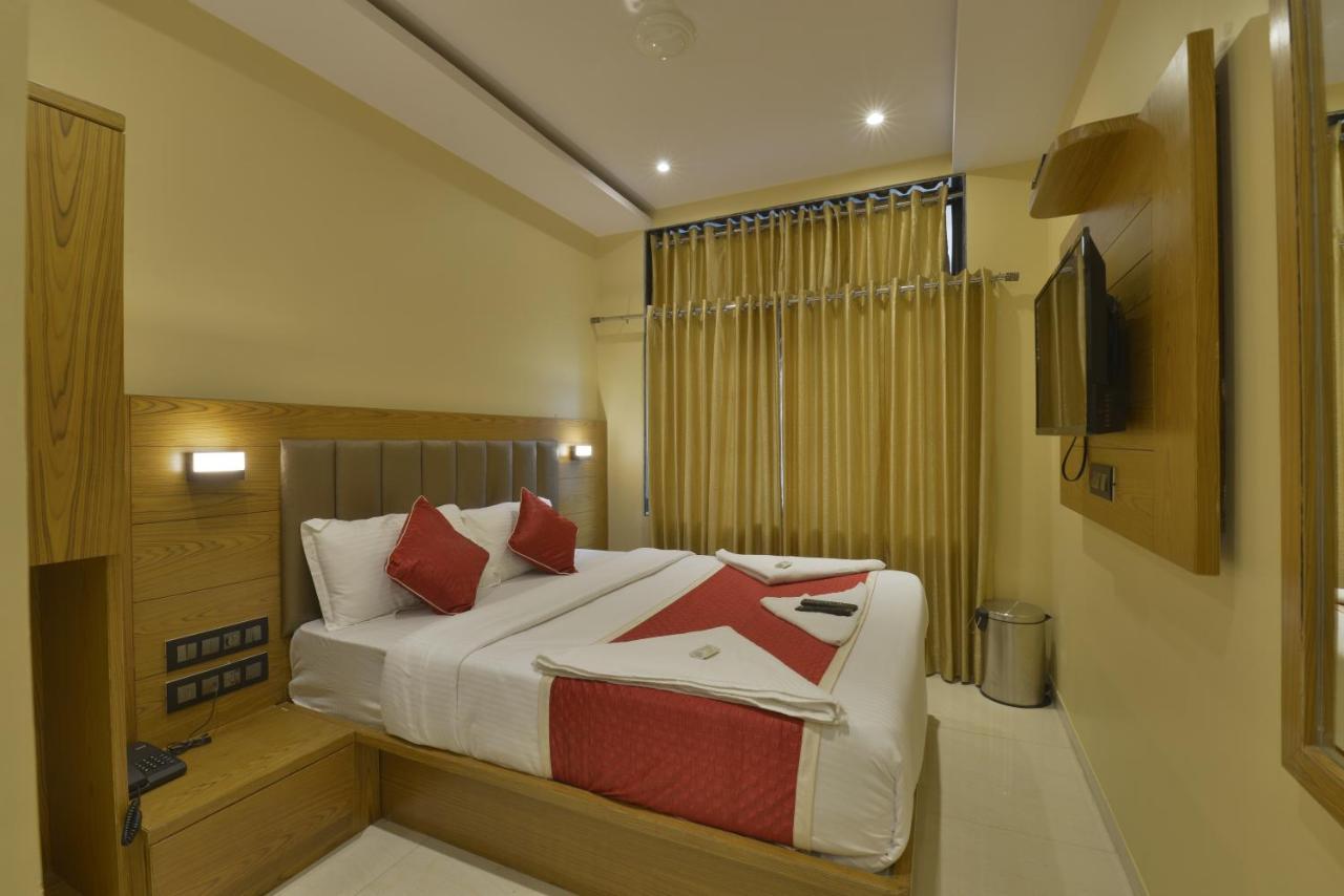 Hotel Residency Park Mumbai Bagian luar foto