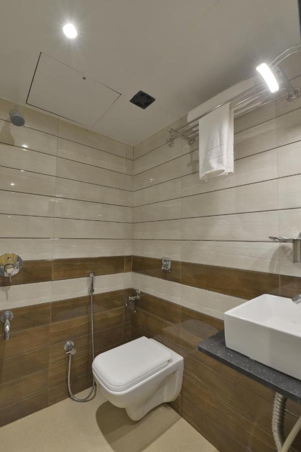 Hotel Residency Park Mumbai Bagian luar foto