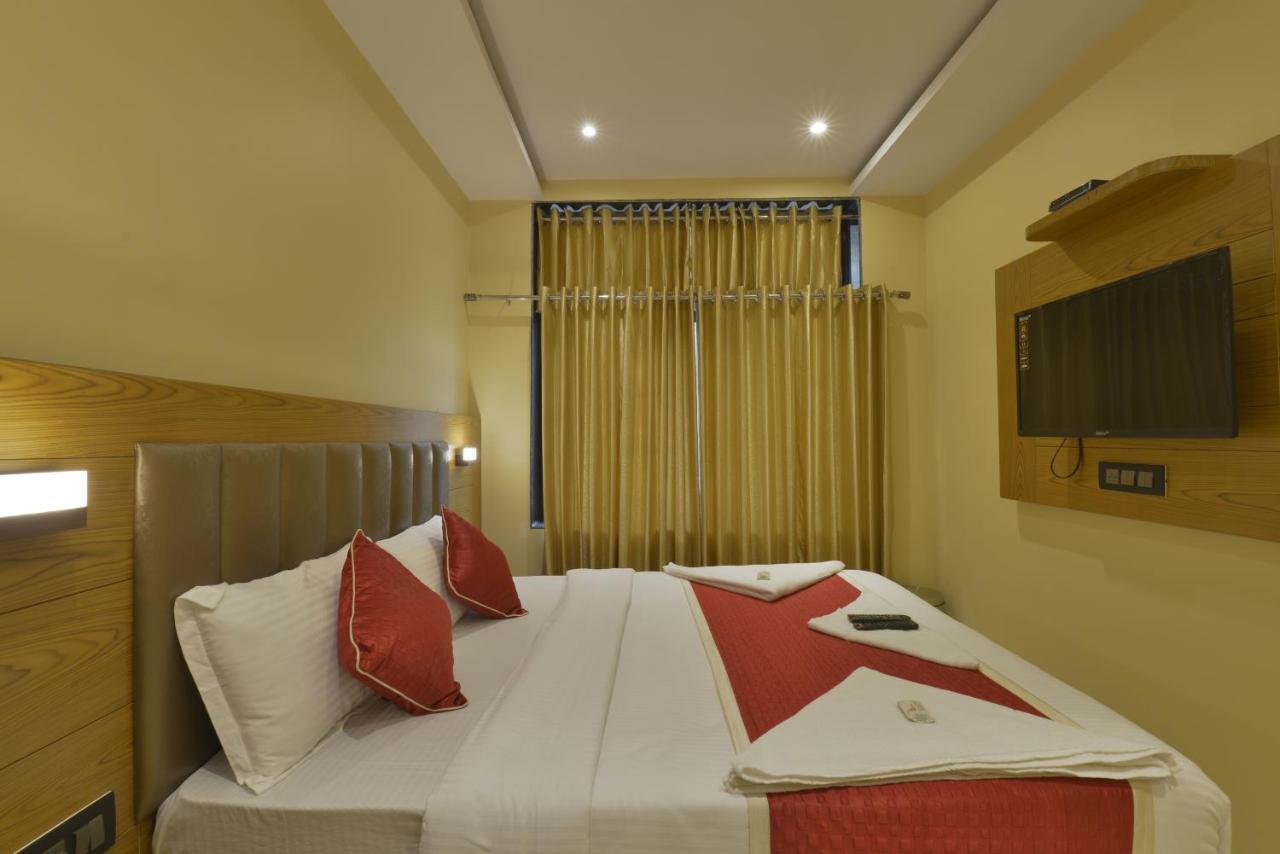 Hotel Residency Park Mumbai Bagian luar foto