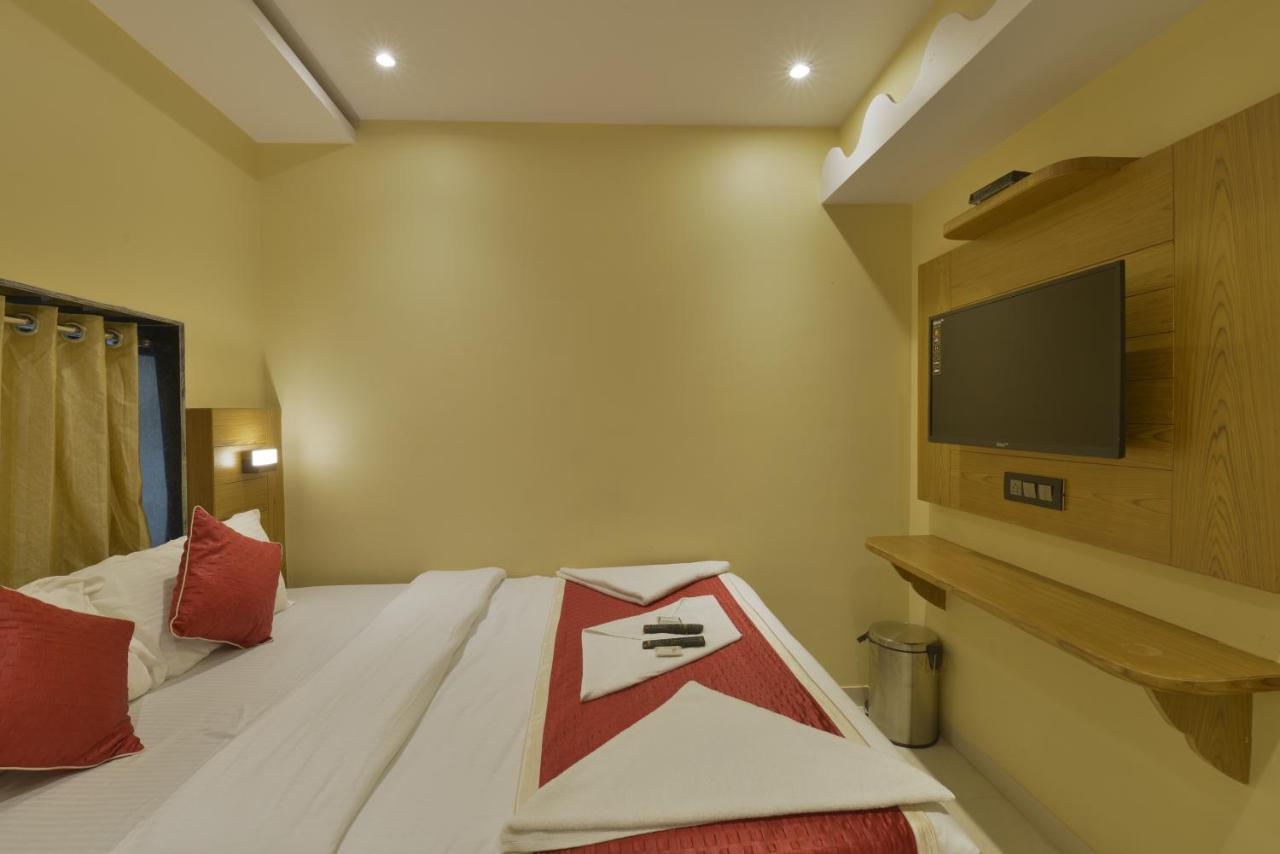 Hotel Residency Park Mumbai Bagian luar foto