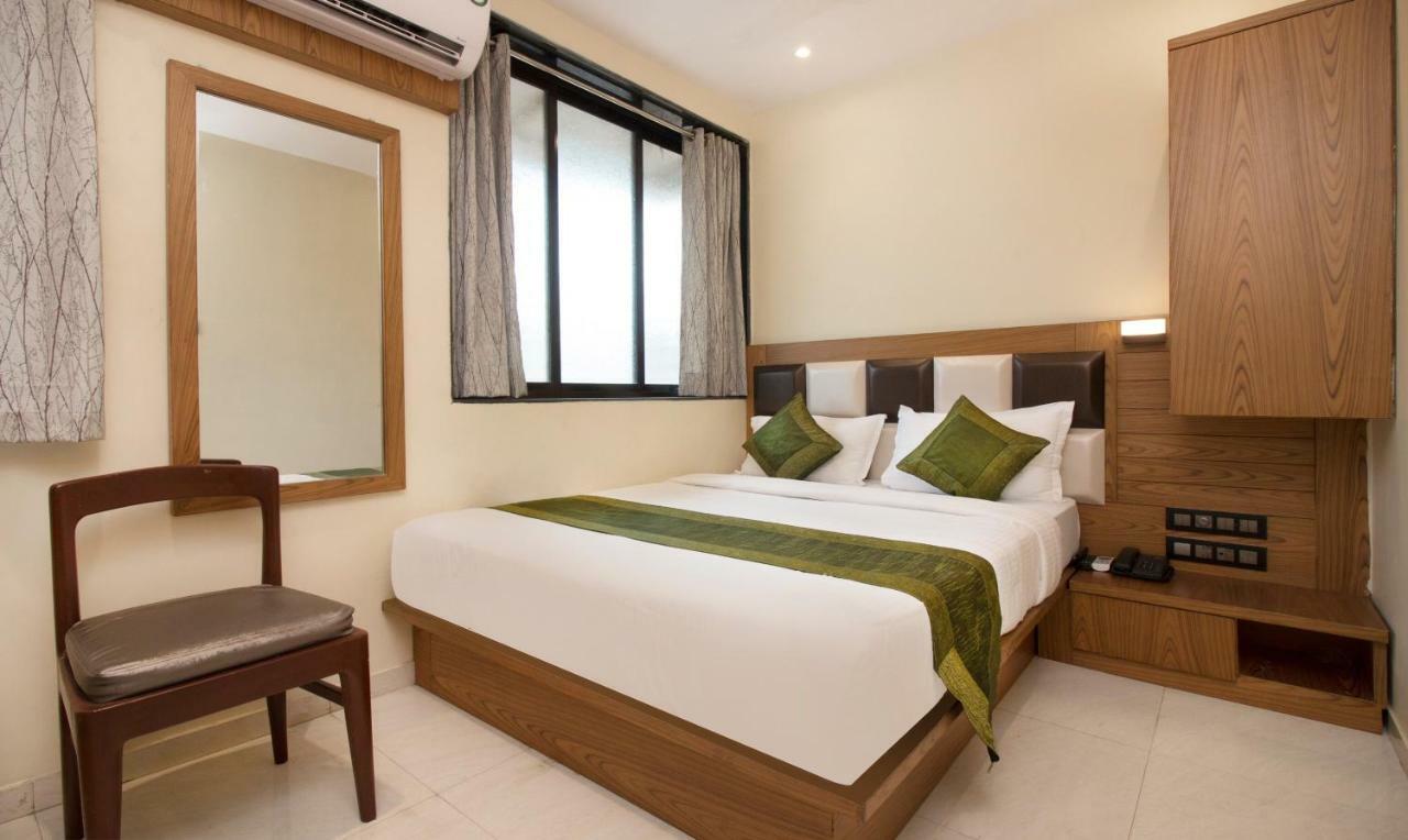 Hotel Residency Park Mumbai Bagian luar foto